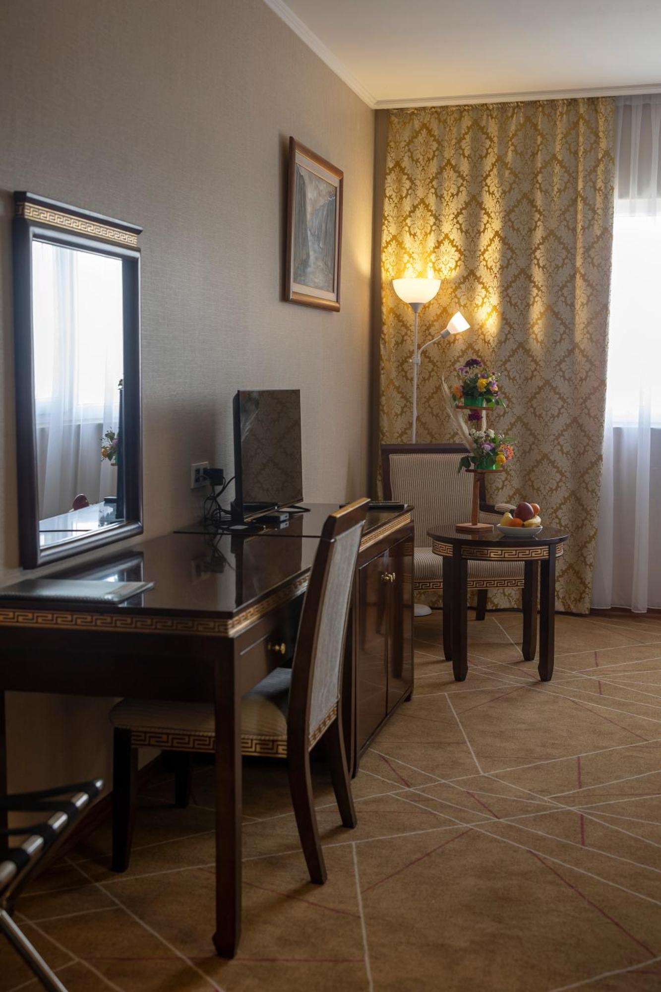 Hotel Aquastar Danube Kladovo Eksteriør billede