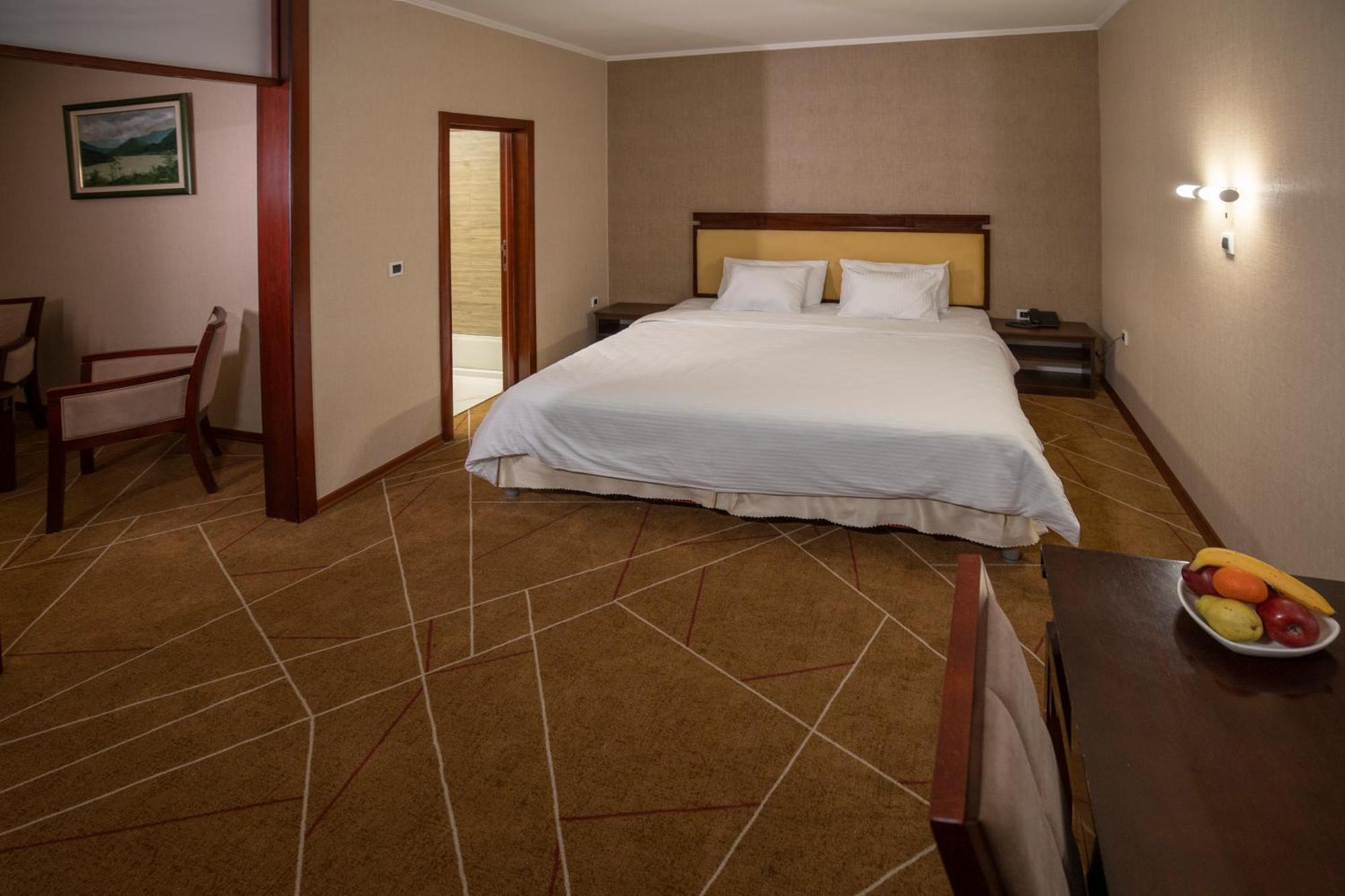 Hotel Aquastar Danube Kladovo Eksteriør billede